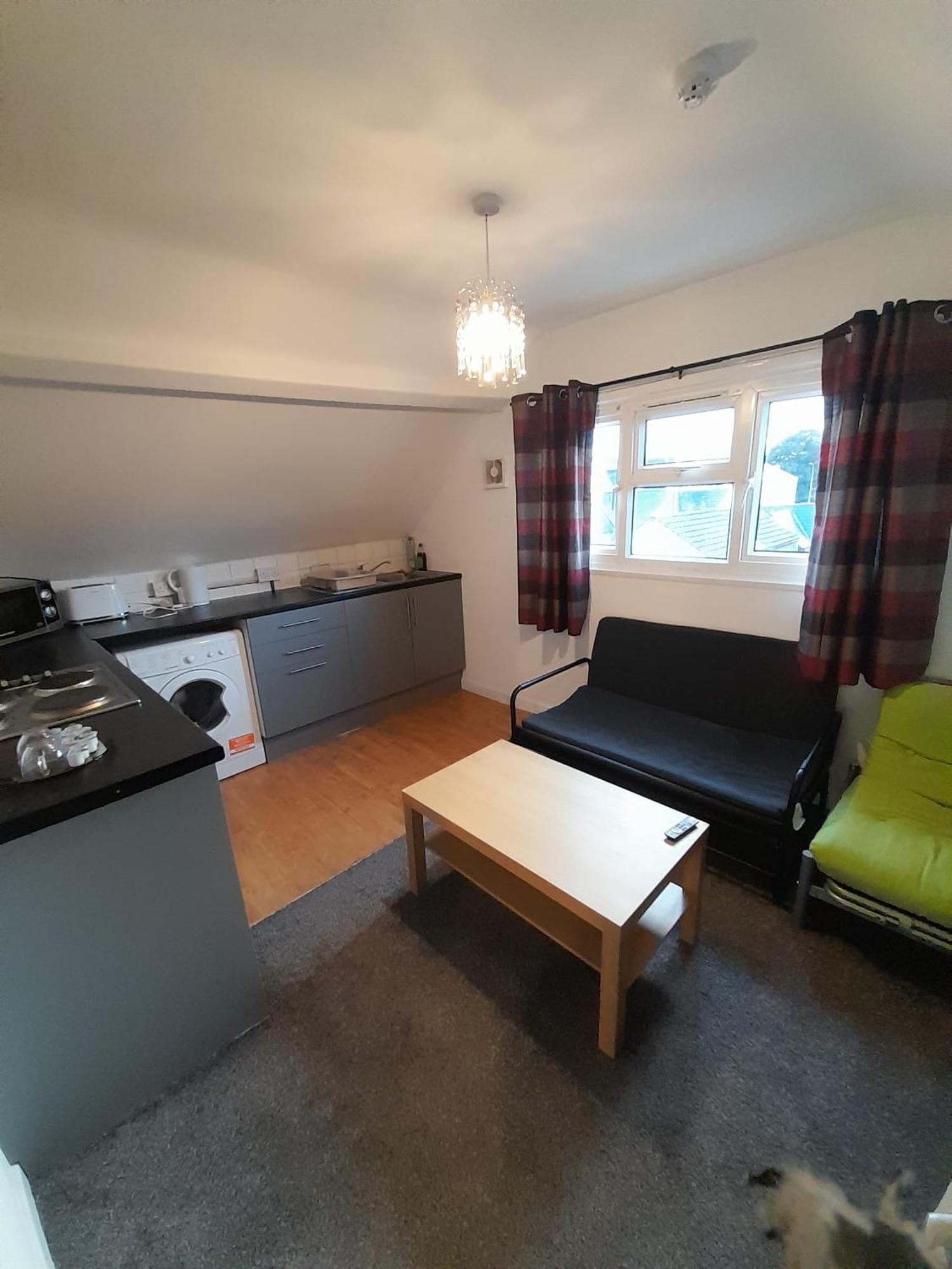 Entire Victoria Park Cardiff Apartment With Free Street Parking Bus 17 And 18 Direct To Cardiff City Centre, Fast Free Wi-Fi Exterior photo